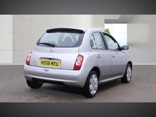 /photos/9825/06061705-3e8e-53a1-4d3b-411b37301d4a_i320x240.jpg