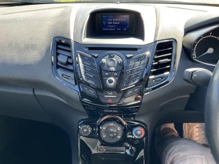 /photos/9825/3c870f13-58ab-b82f-9337-204bb65bb341_i320x240.jpg