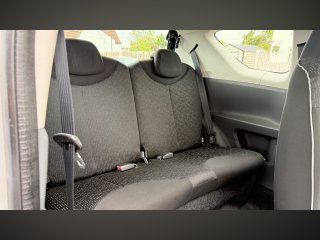 /photos/9825/89c0ed71-17c9-f8d3-3d2e-f0de7761f36e_i320x240.jpg
