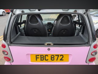 /photos/9825/8ec86f21-b3f4-bac2-a2eb-b7708ac38c34_i320x240.jpg
