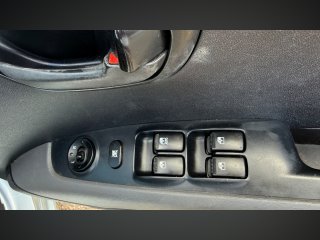 /photos/9825/9254f7ef-7af4-6b2a-05ce-0099d7640a38_i320x240.jpg