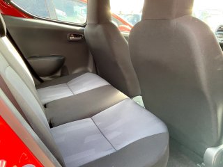 /photos/9825/a42cf2dc-b2b8-a1fd-fb05-099dd2de6b66_i320x240.jpg