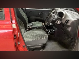/photos/9825/b1cf1f3f-93a5-189a-5c8f-9f202634bdd5_i320x240.jpg