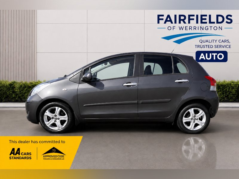 2010 TOYOTA YARIS 1.33 DUAL VVT I TR HATCHBACK 5DR PETROL MULTIMODE EURO 4 S... photo