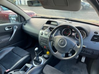 /photos/9825/ec8102ae-7e64-e2db-4fbe-6ed04ee50b92_i320x240.jpg
